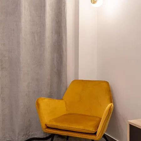 Elegant Apt 5' From Ampelokipi Metro Station Atina Dış mekan fotoğraf