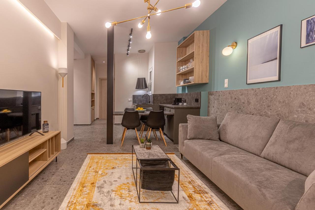 Apartament Elegant 5' From Ampelokipi Metro Station *