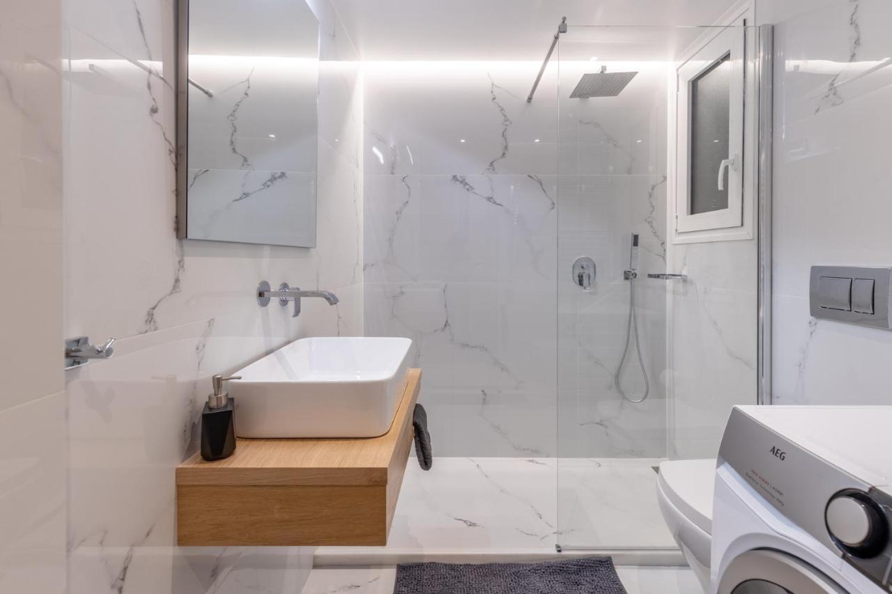 Elegant 5' From Ampelokipi Metro Station * Atene